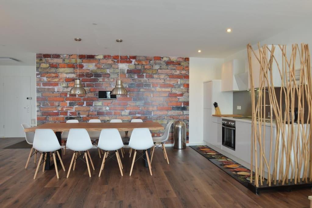 3 Bathroom, Rhapsody In Roof, Penthouse *