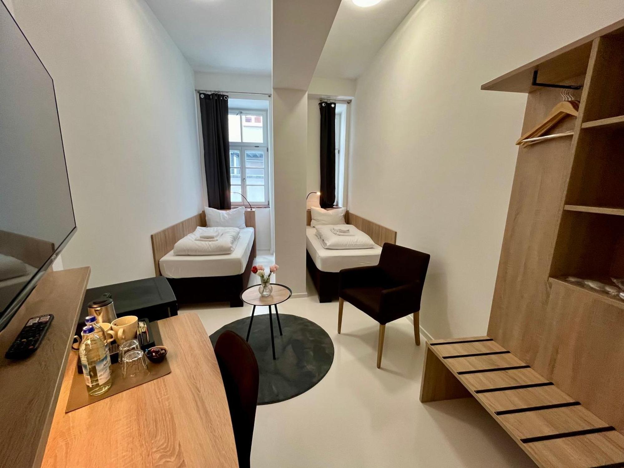 Guest house Adlzreiter Munich