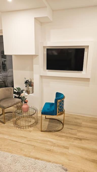 Ug Neubau City - Pool, Gym, Zweites Bad Extra Buchbar Apartment *
