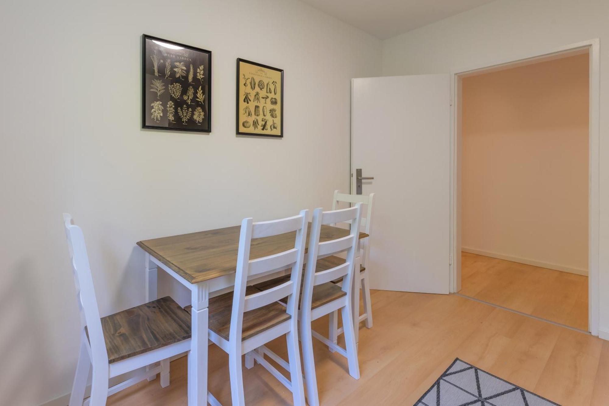Sweethome - Kueche, Stellplatz, Wlan, Naehe S-bahn Apartment