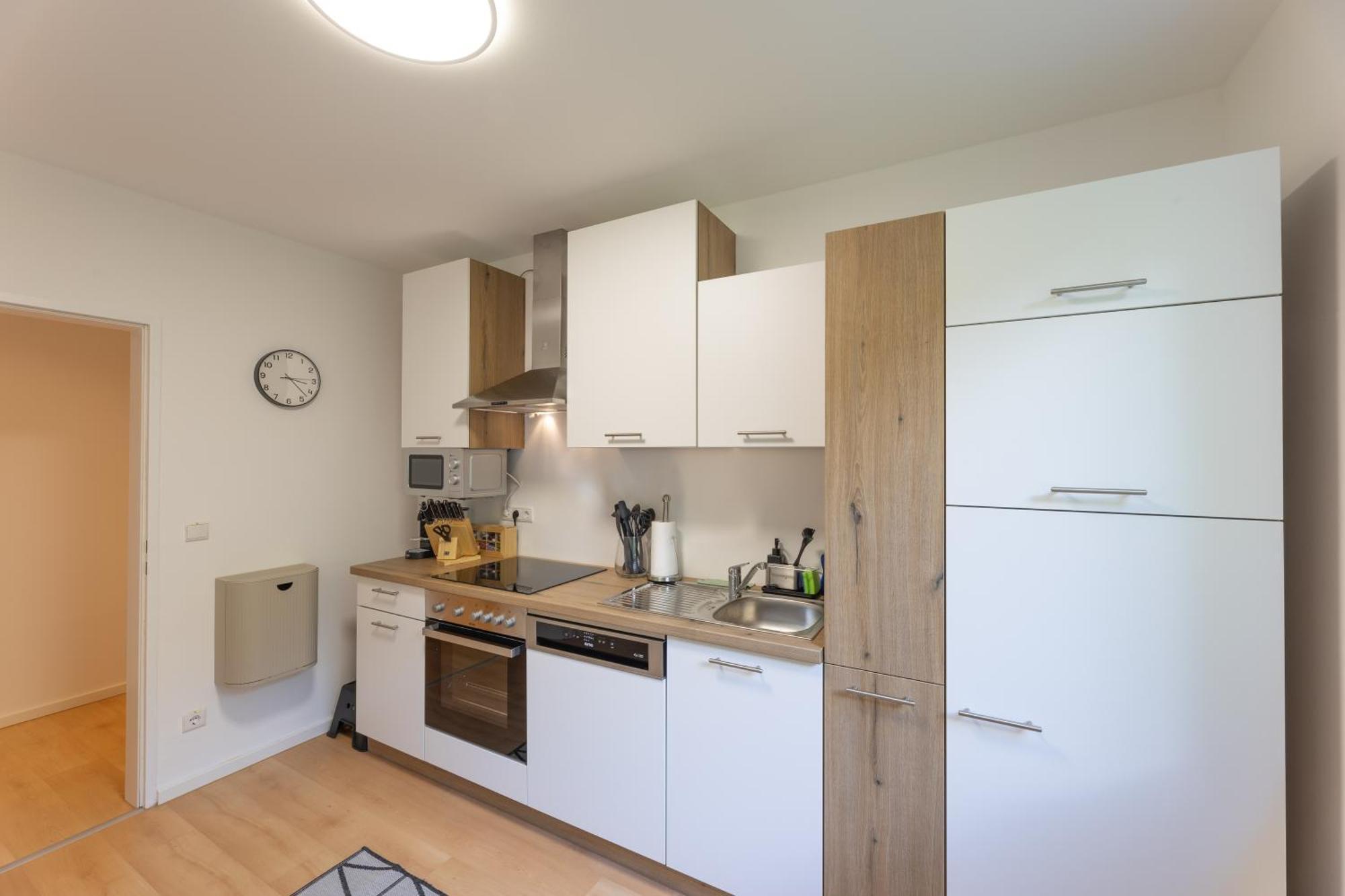 Apartment Sweethome - Kueche, Stellplatz, Wlan, Naehe S-bahn Munich
