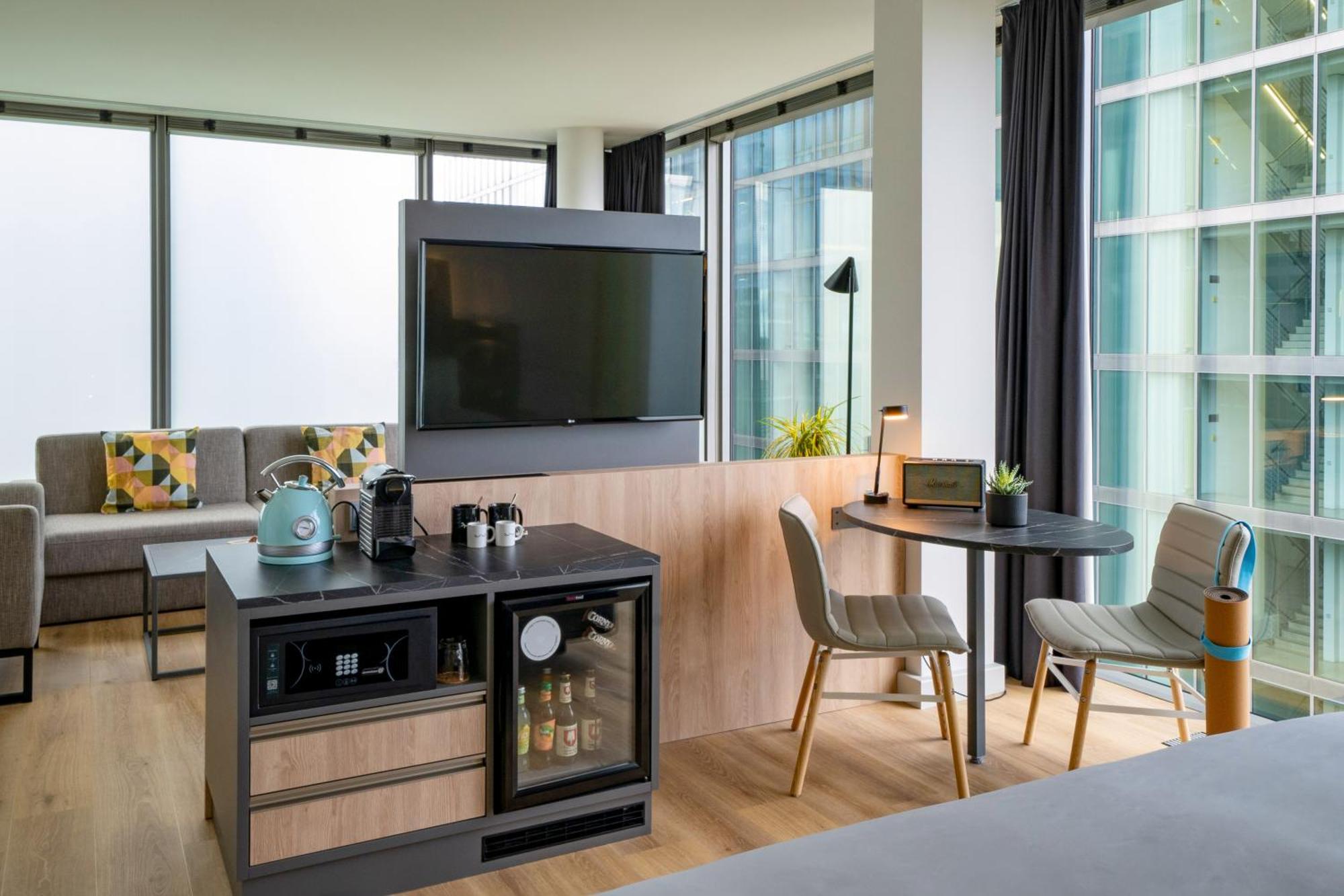 Hotel Innside By Melia Parkstadt Schwabing 4*