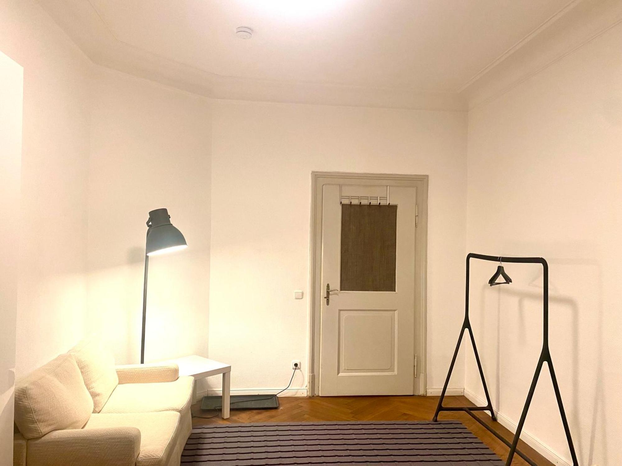 Homestay In Der Maxvorstadt Mit Gemeinschaftsbad *