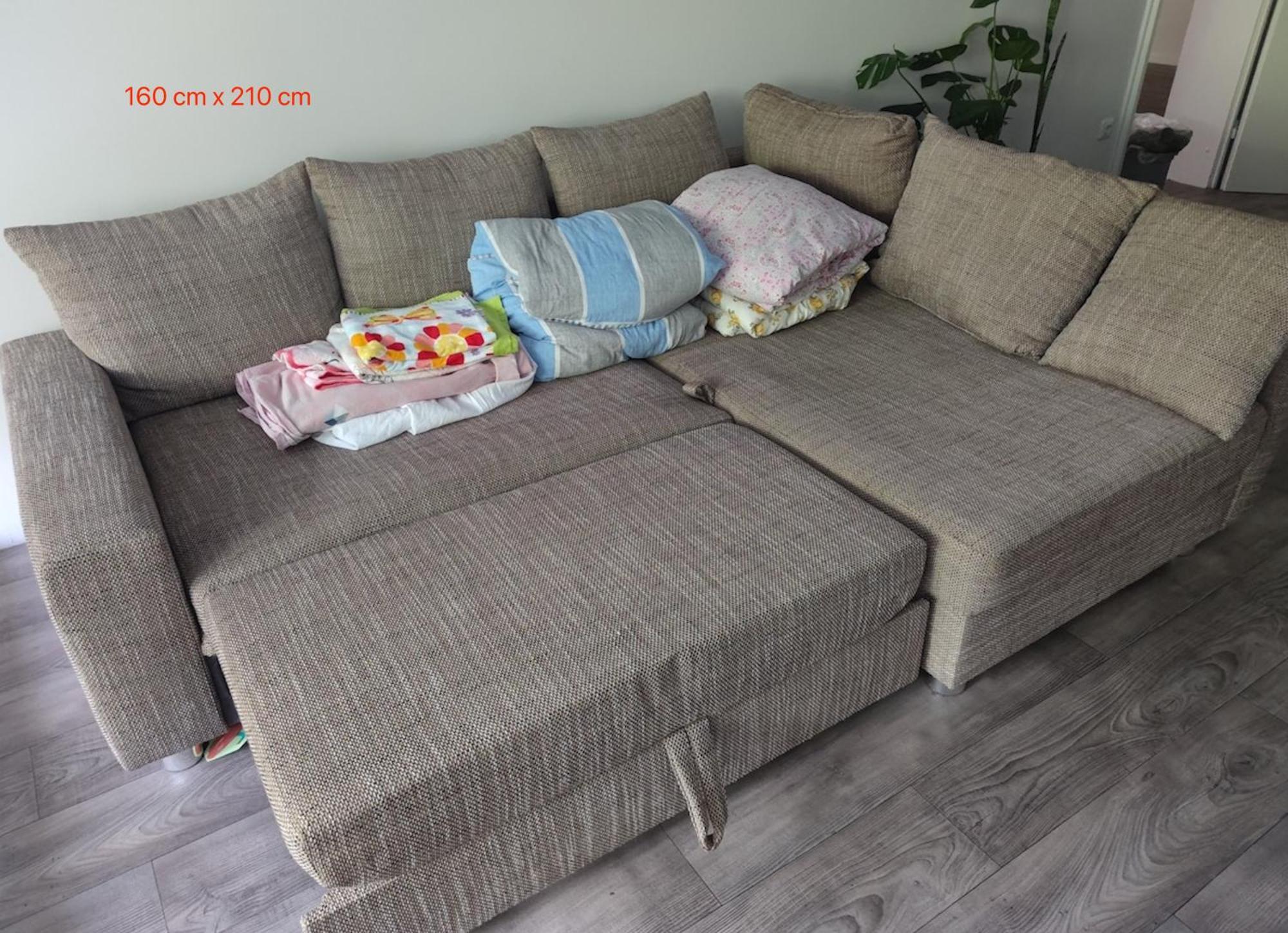 M Zone, Quiet Large Living Room, Terrace Homestay *