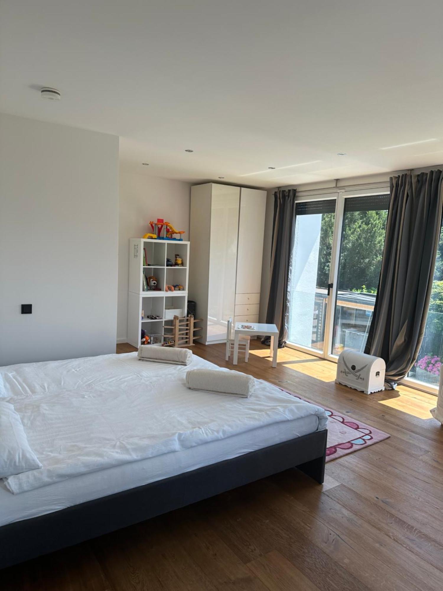Outstanding 9 Bedroom With Pool In * Munich
