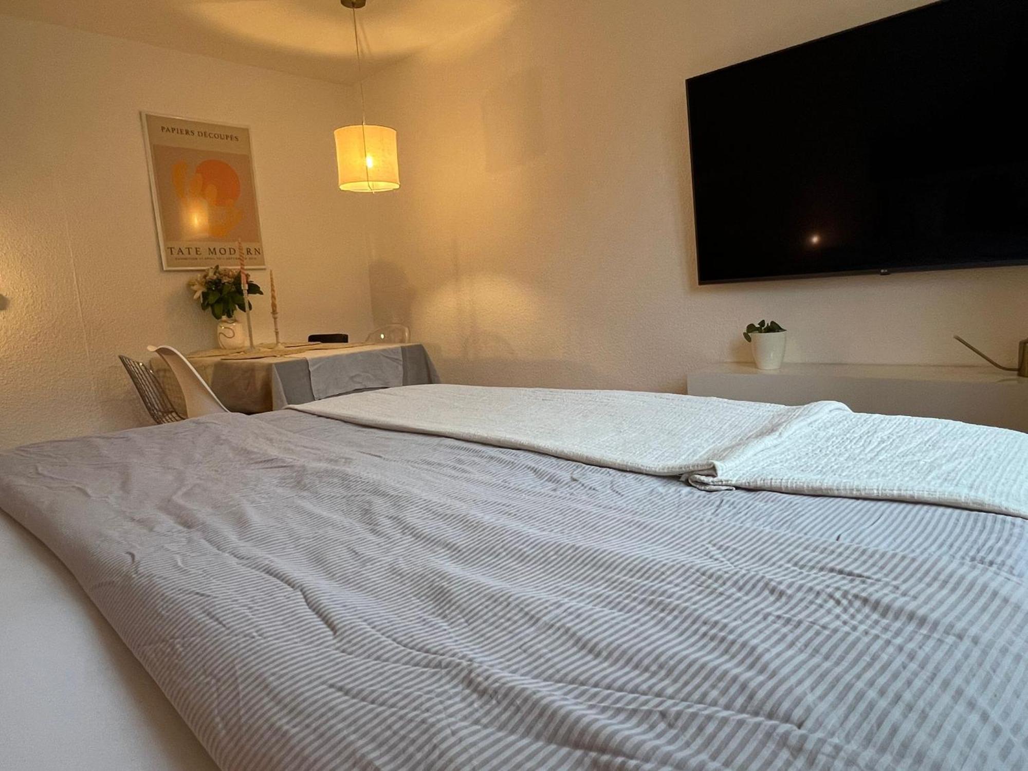 Apartment Wunderschoene 3 Zimmer Mitten In Schwabing