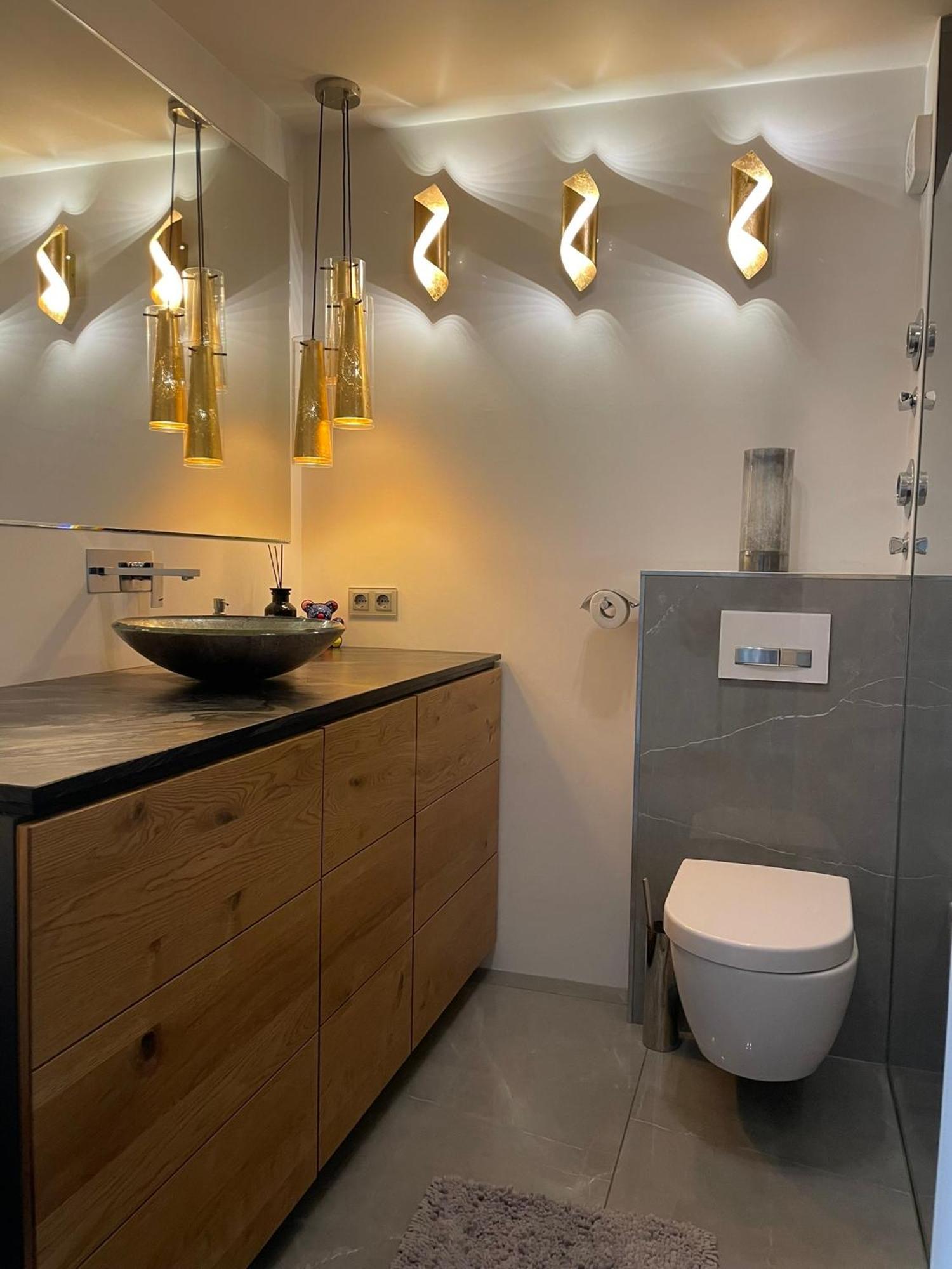 Luxurious 2 Bedroom Old Apartment München