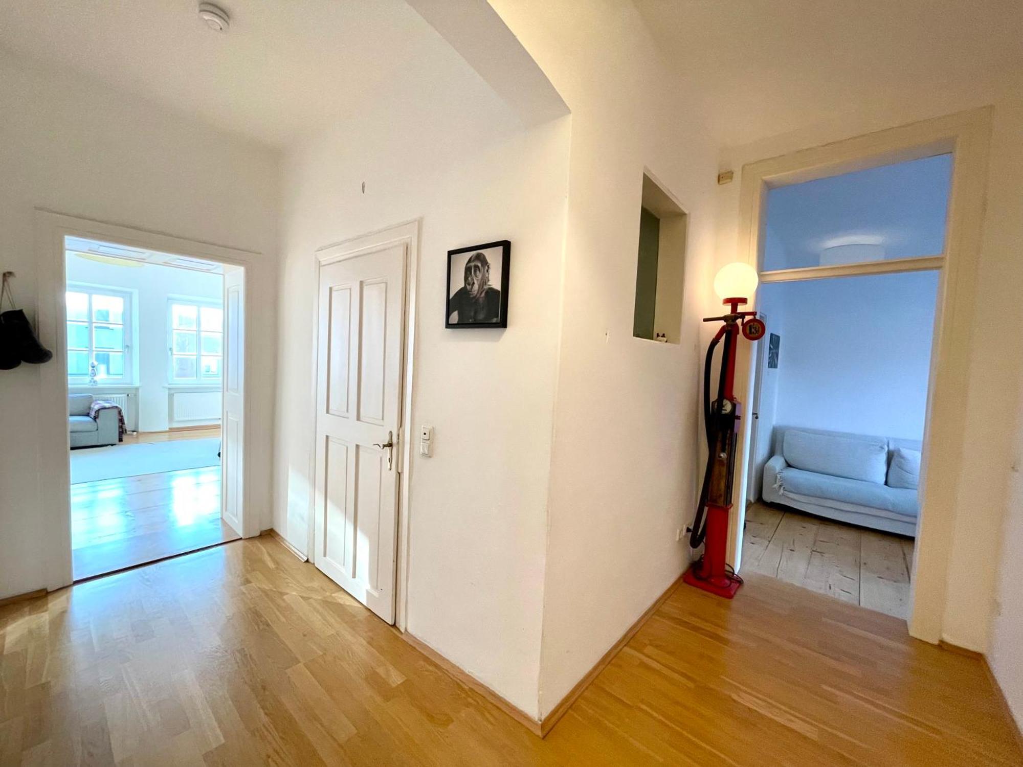 Apartment New Furnished, Exclusive Large Flat In Center, 30min To Airport Munich