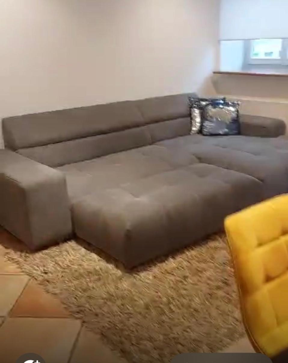 Stadtmitte - Naehe Stachus - Mit 2 Sz Und 2 Baedern -schlafsofa - Fuer 5 Personen