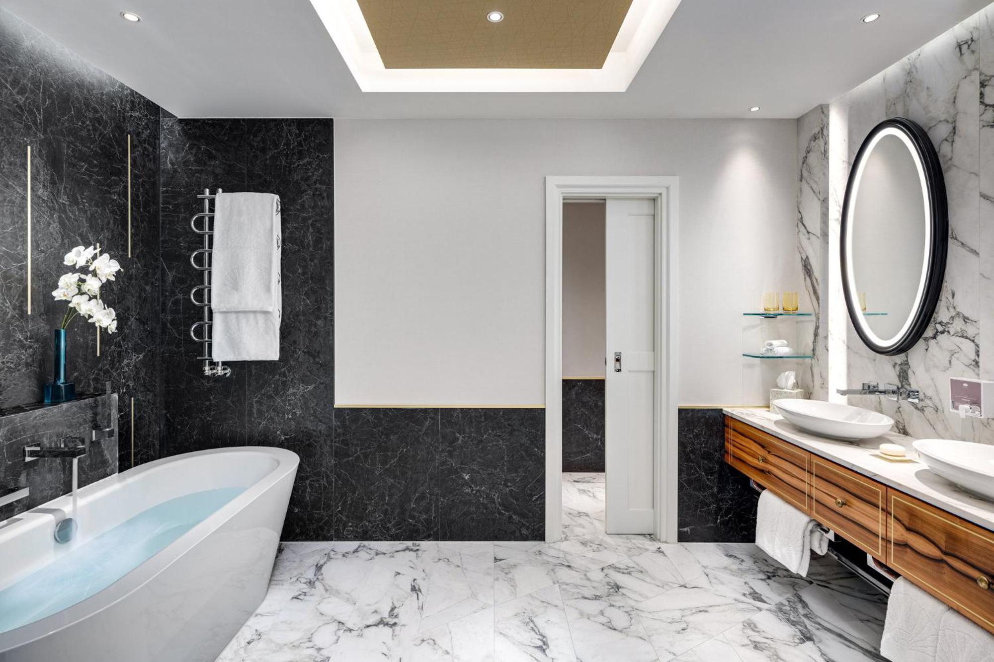 Mandarin Oriental,
