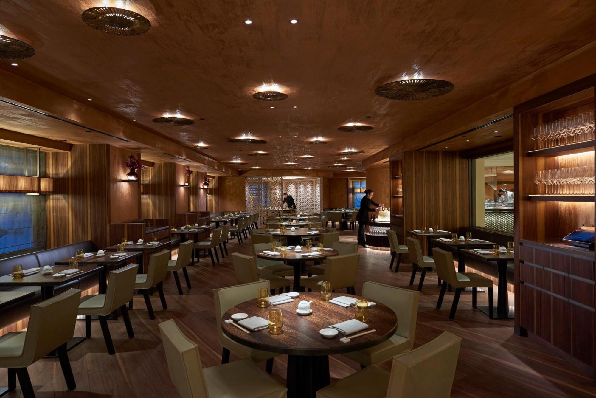 Mandarin Oriental, Hotel