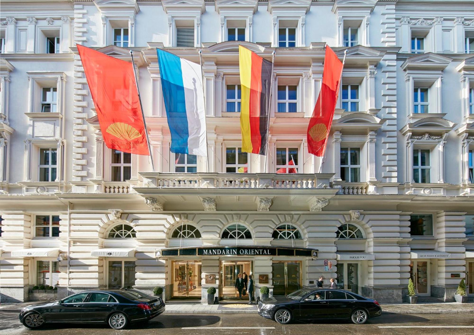 Mandarin Oriental, Hotel