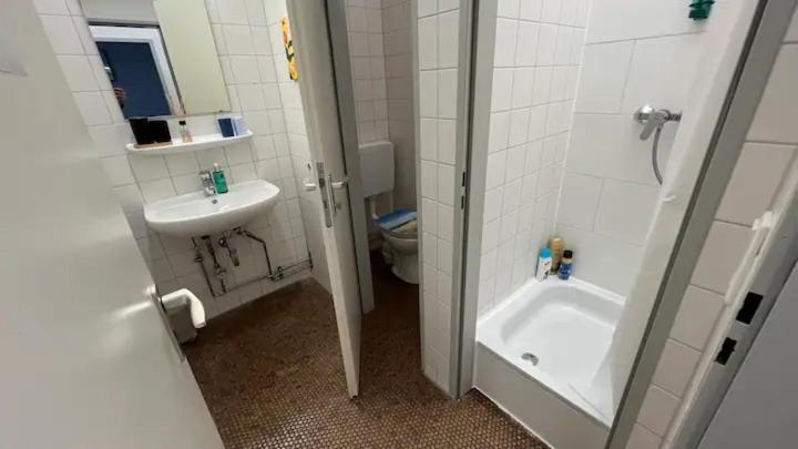 Beckhomes- New, Unique For 16 People Apartment