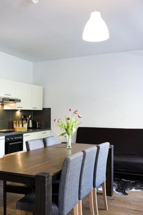 Zentrales Zimmer, Naehe Hauptbahnhof *