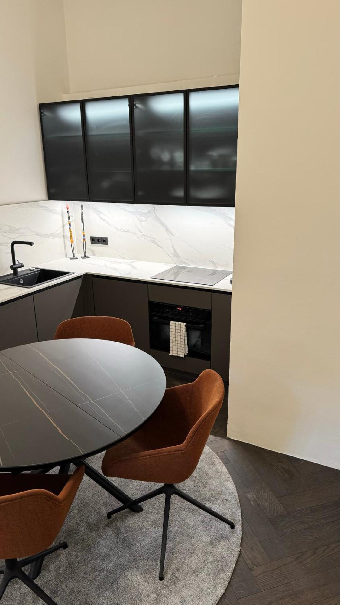 Apartment Exklusives Designer-apartment In Altbogenhausen Hochwertige Ausstattung Fuer Hoechste Ansprueche