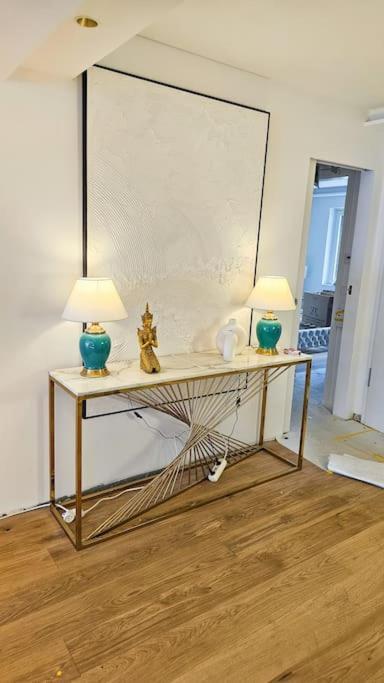 Apartment Luxurious Large With Pool, Garden, Koi Pond Munich