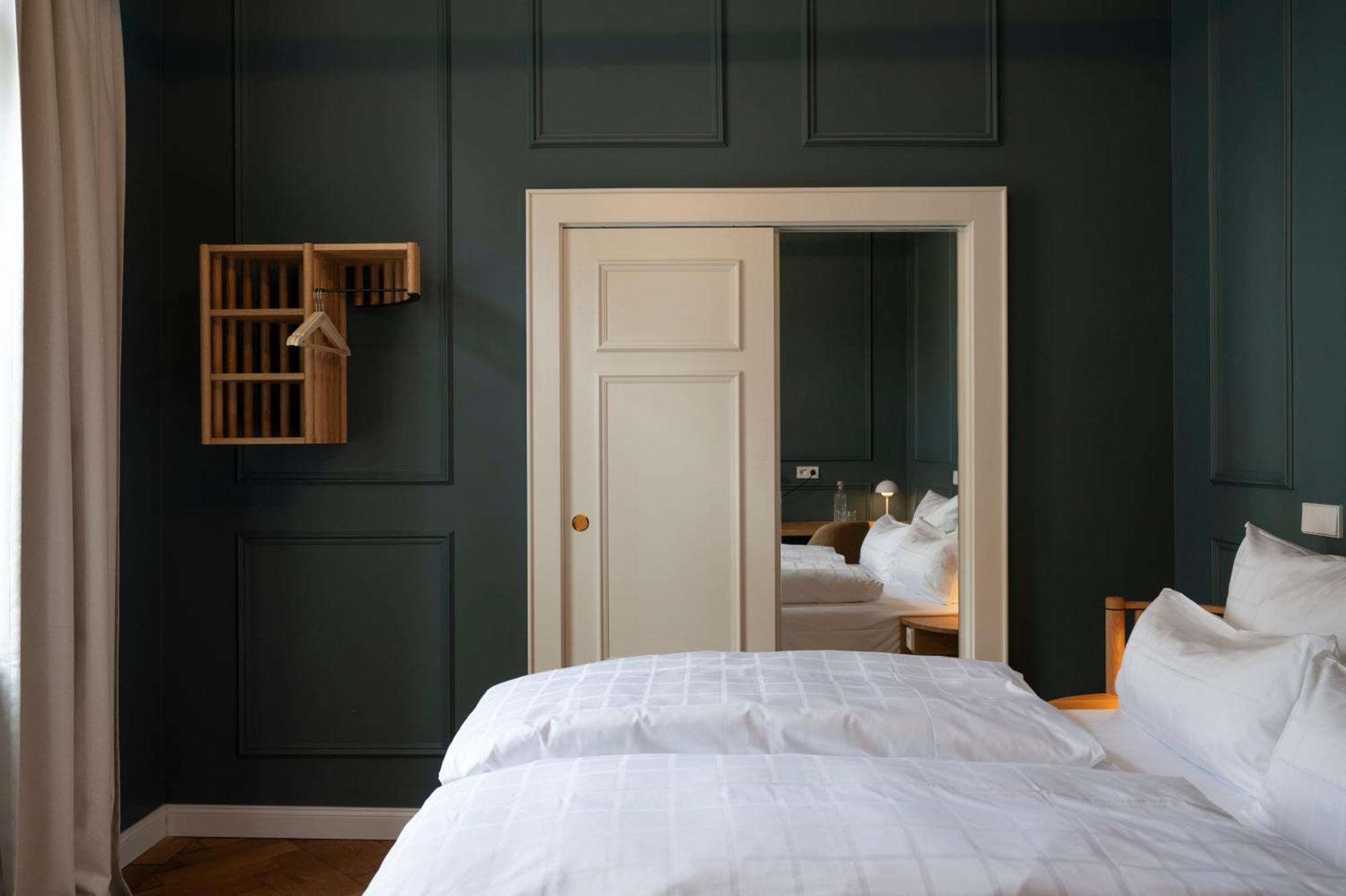 Uhland Hotel Munich