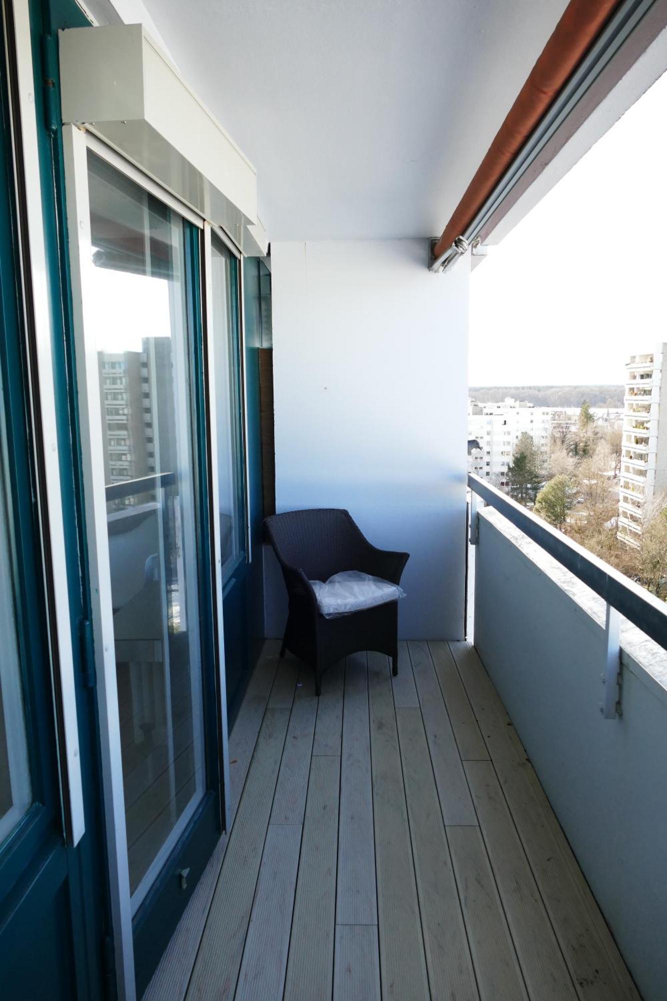 Apartment 3 South Wg *