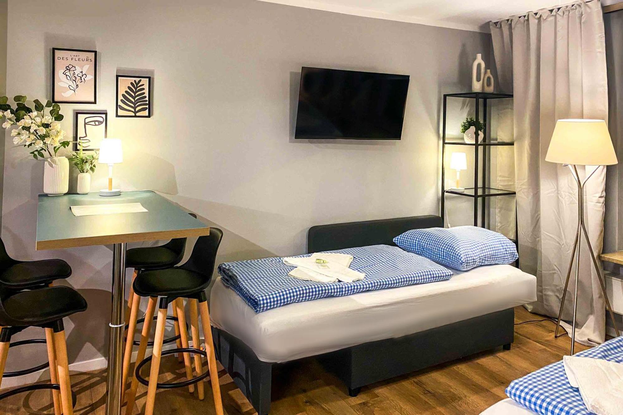 Cozy In Center