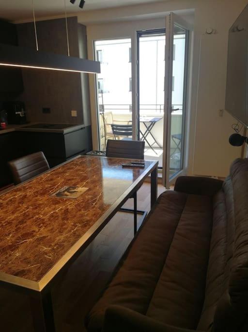 Apartment Citysuite Englischer Garten 2 Ruhig & Privat Parking Munich