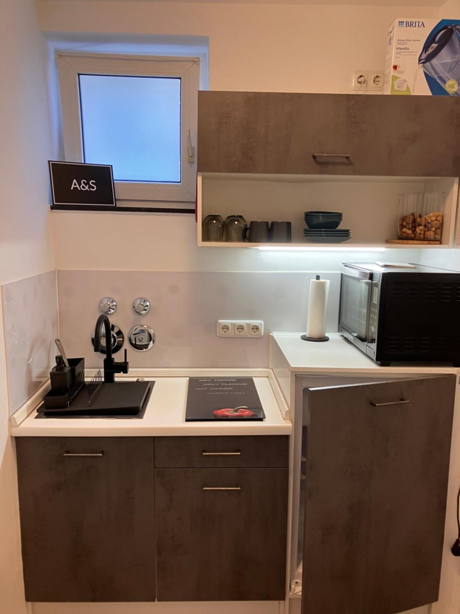 A&s