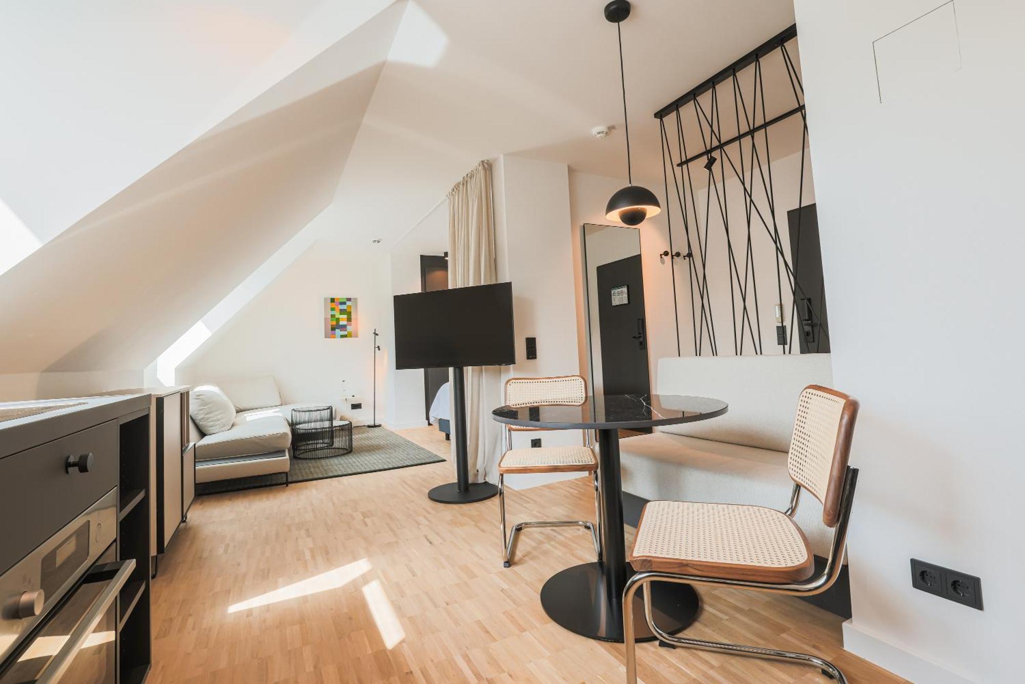 Bob W Schwabing 4* Munich