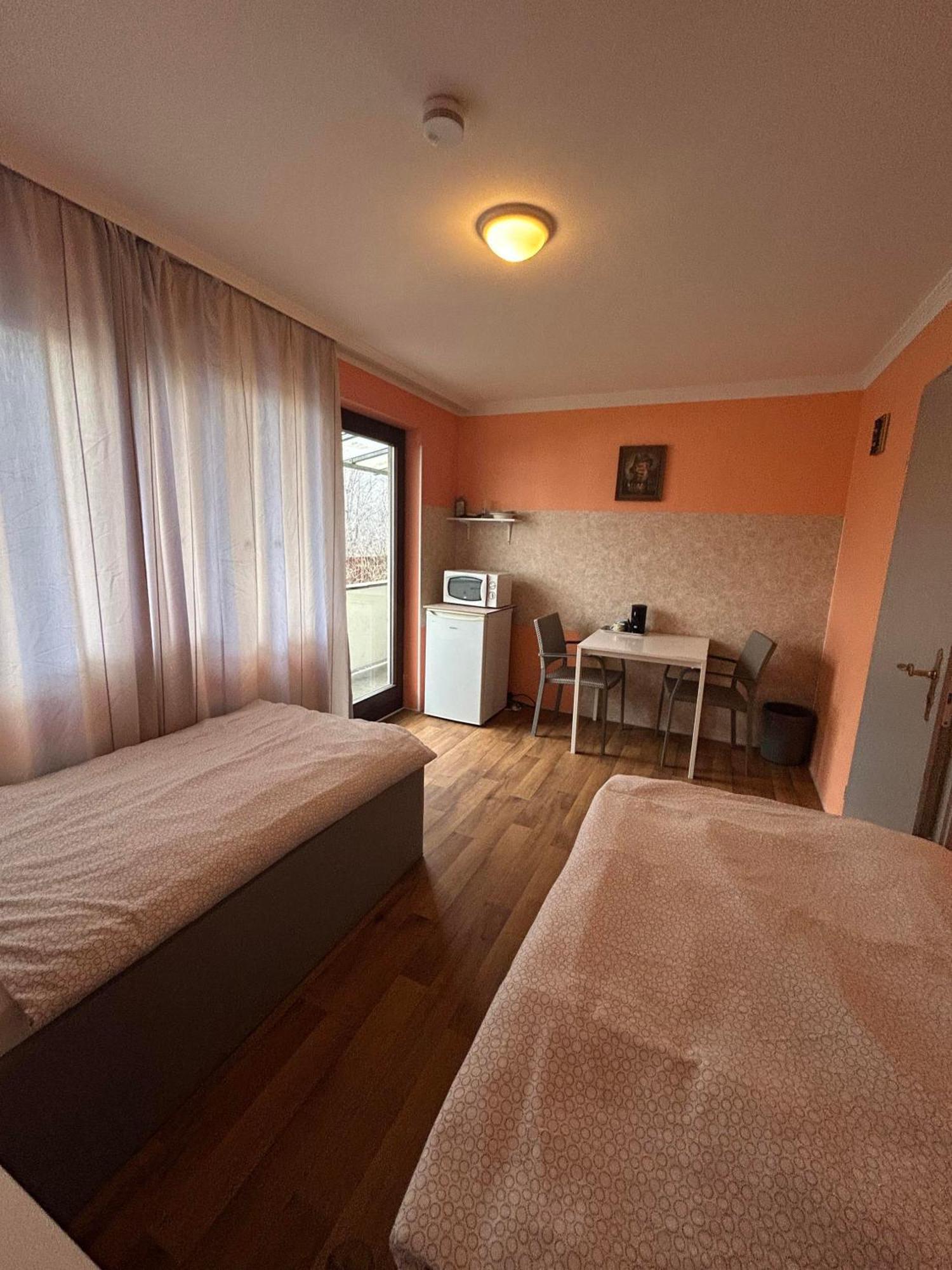 Budget Aubing Apartmenthostel Aub 162 * Munich