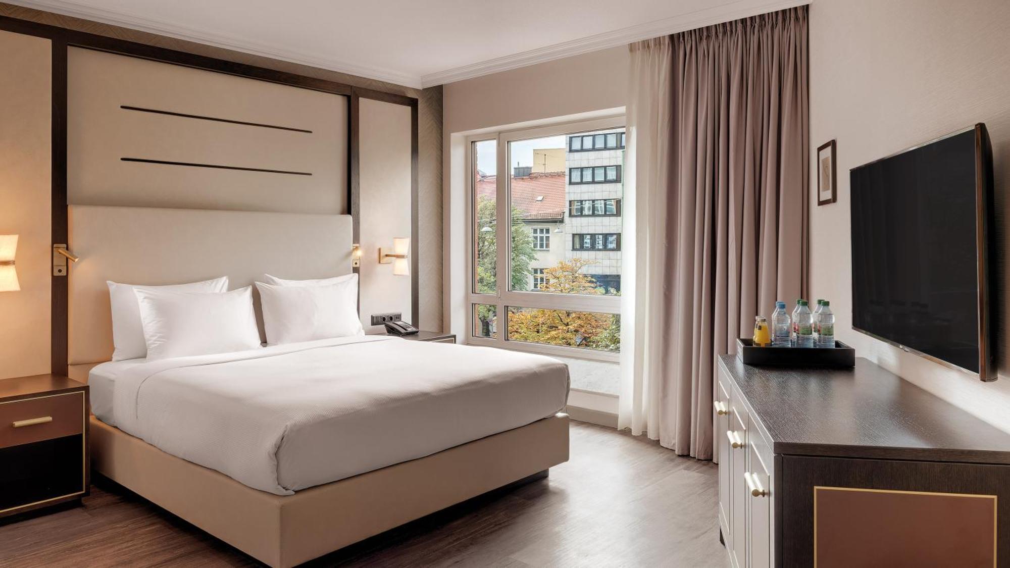 Hilton 4* Munich