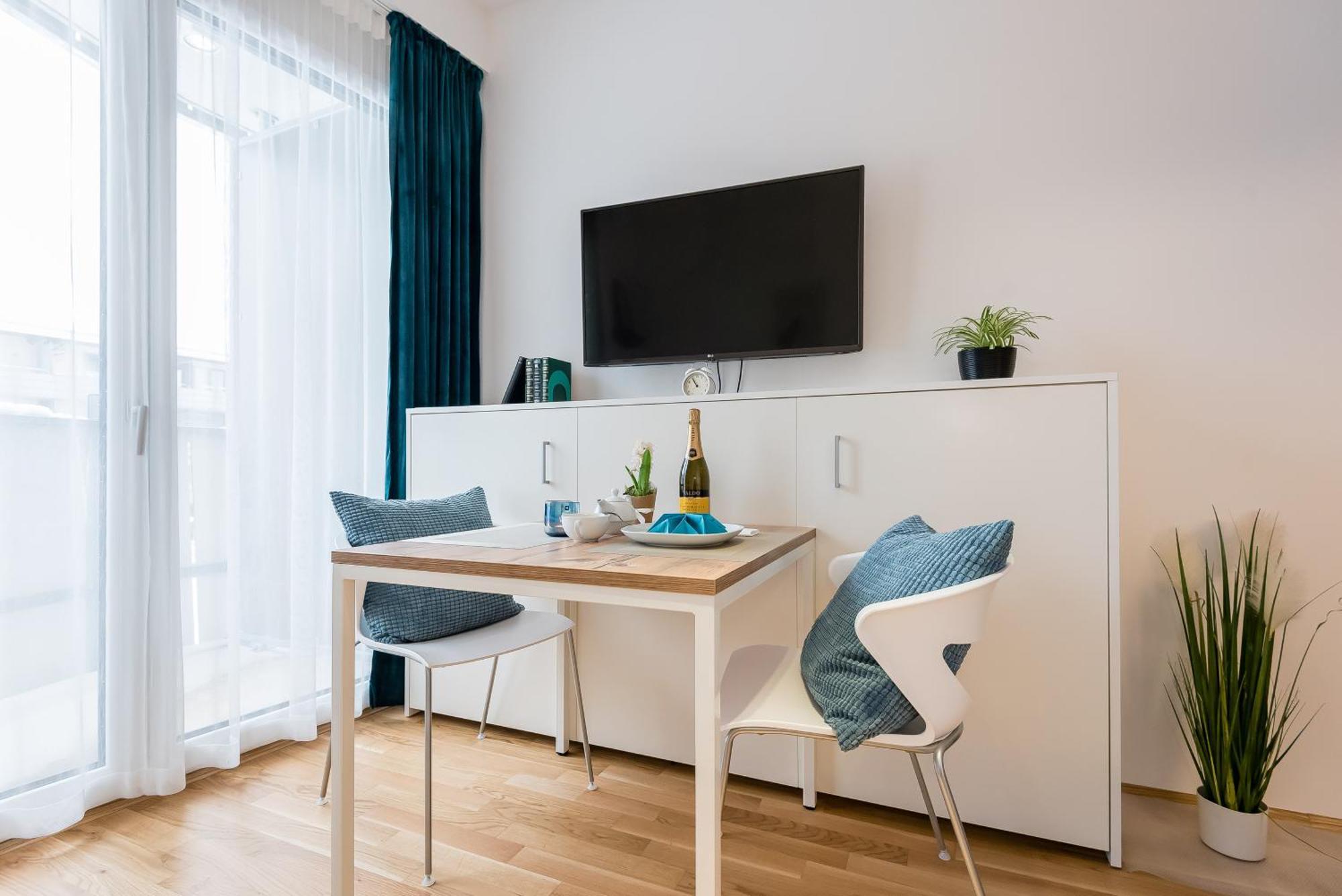 Serviced Muenchen-messe/g *