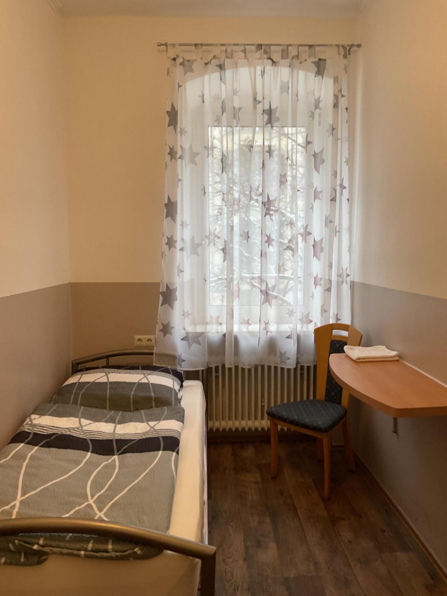 Hostel Pension&hostel Anna - Monteurzimmer Munich