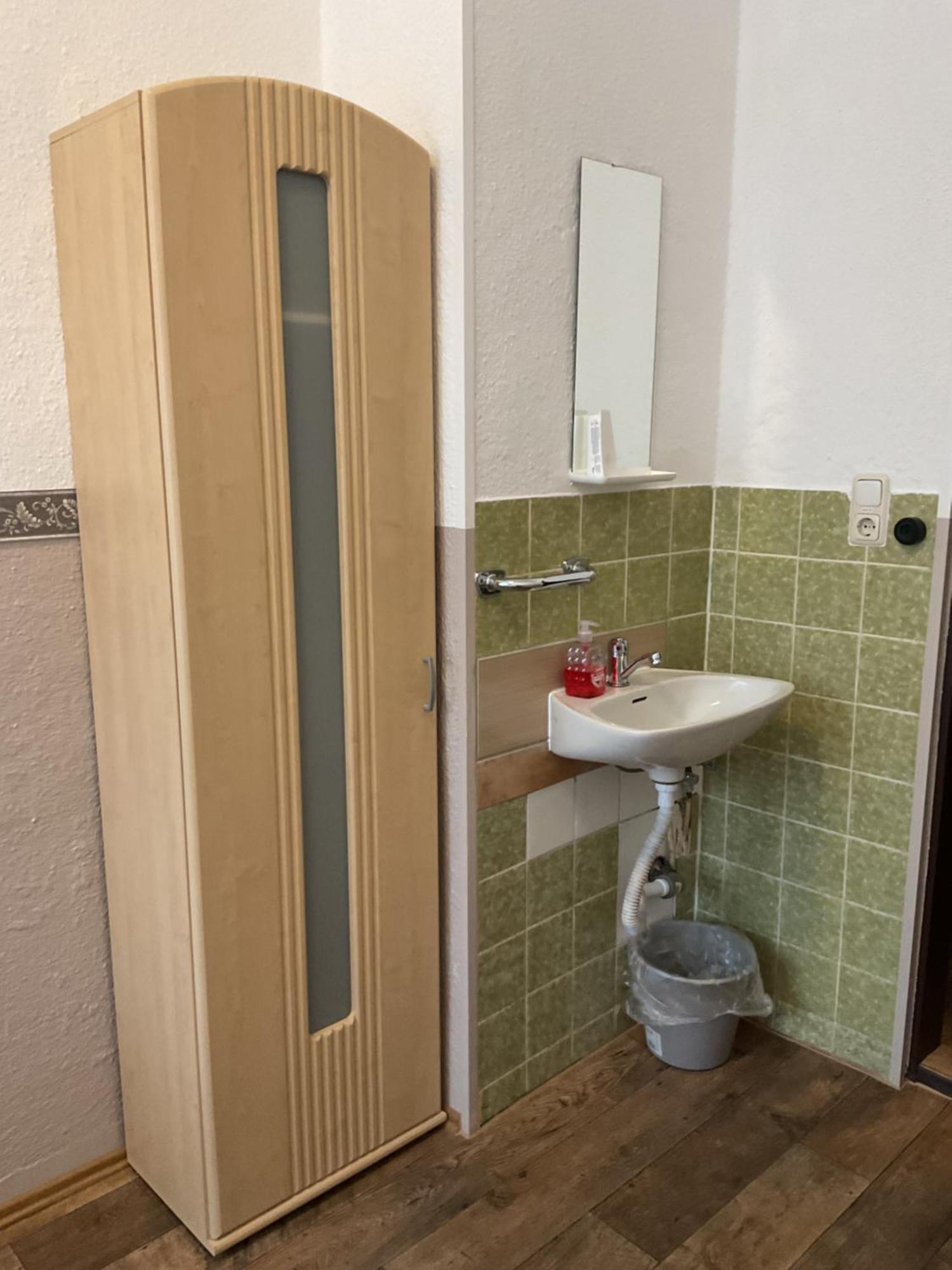 Hostel Pension&hostel Anna - Monteurzimmer