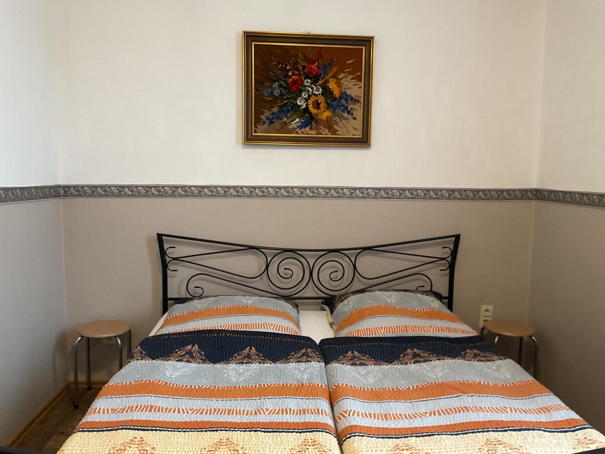 Pension&hostel Anna - Monteurzimmer Hostel Munich