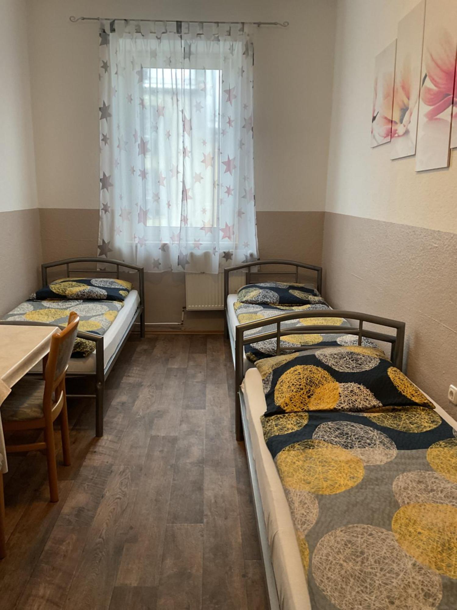 Hostel Pension&hostel Anna - Monteurzimmer