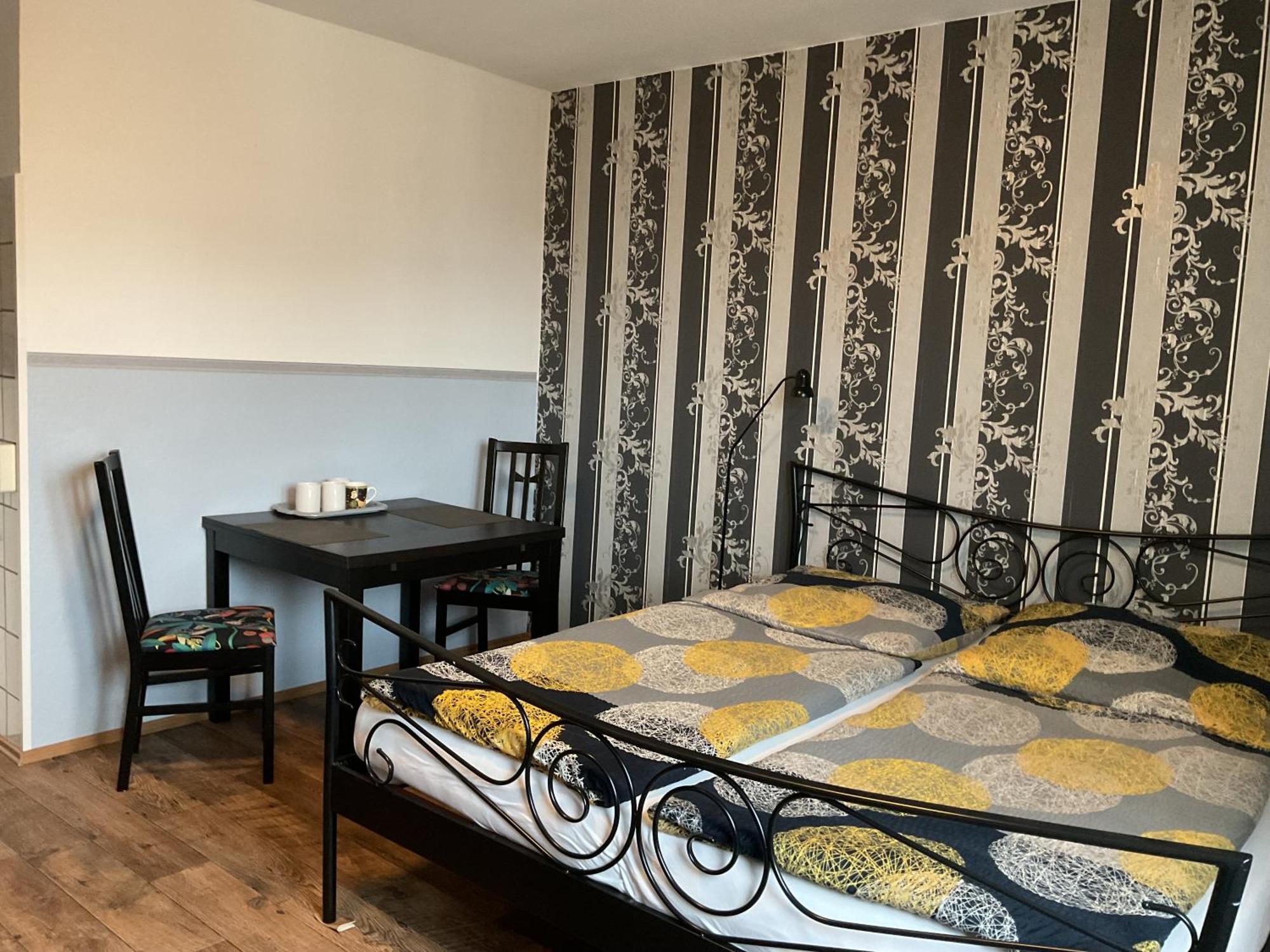 Pension&hostel Anna - Monteurzimmer Munich