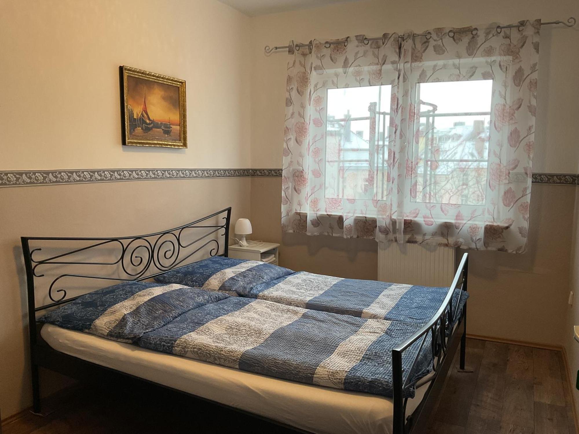 Hostel Pension&hostel Anna - Monteurzimmer *