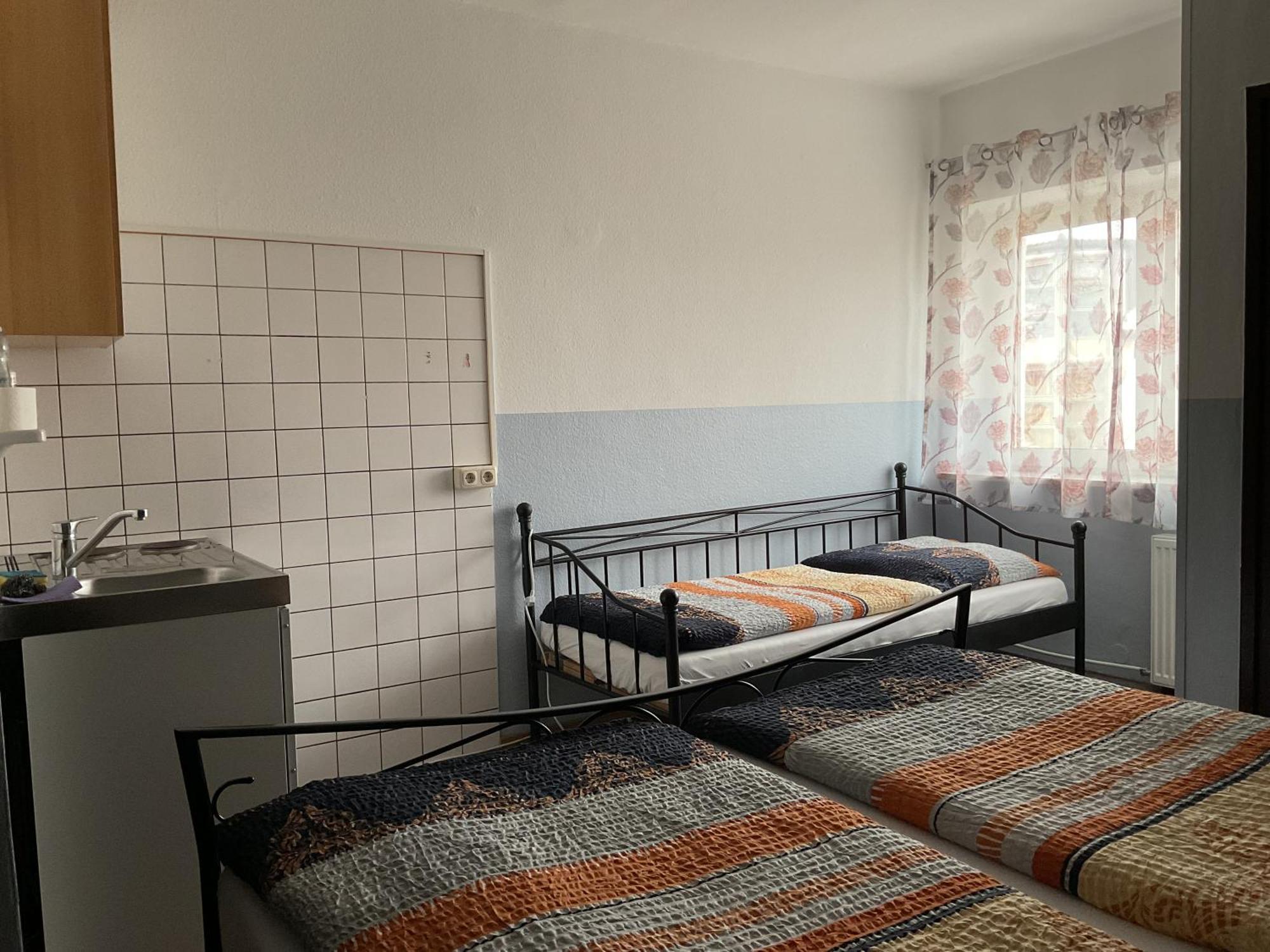 Pension&hostel Anna - Monteurzimmer Hostel
