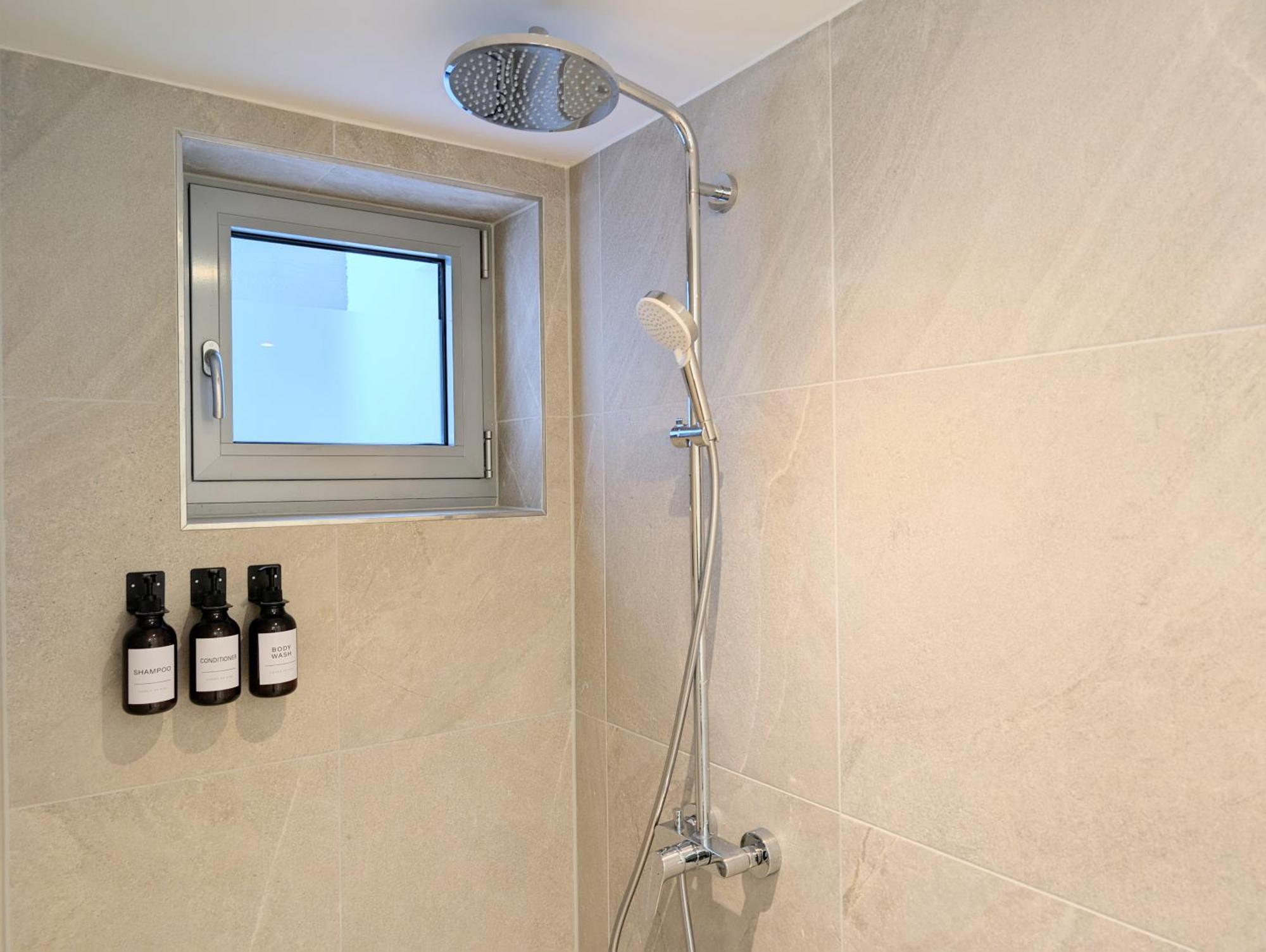 Apartment Neu! Muenchner Oase Mit Zwei Terassen