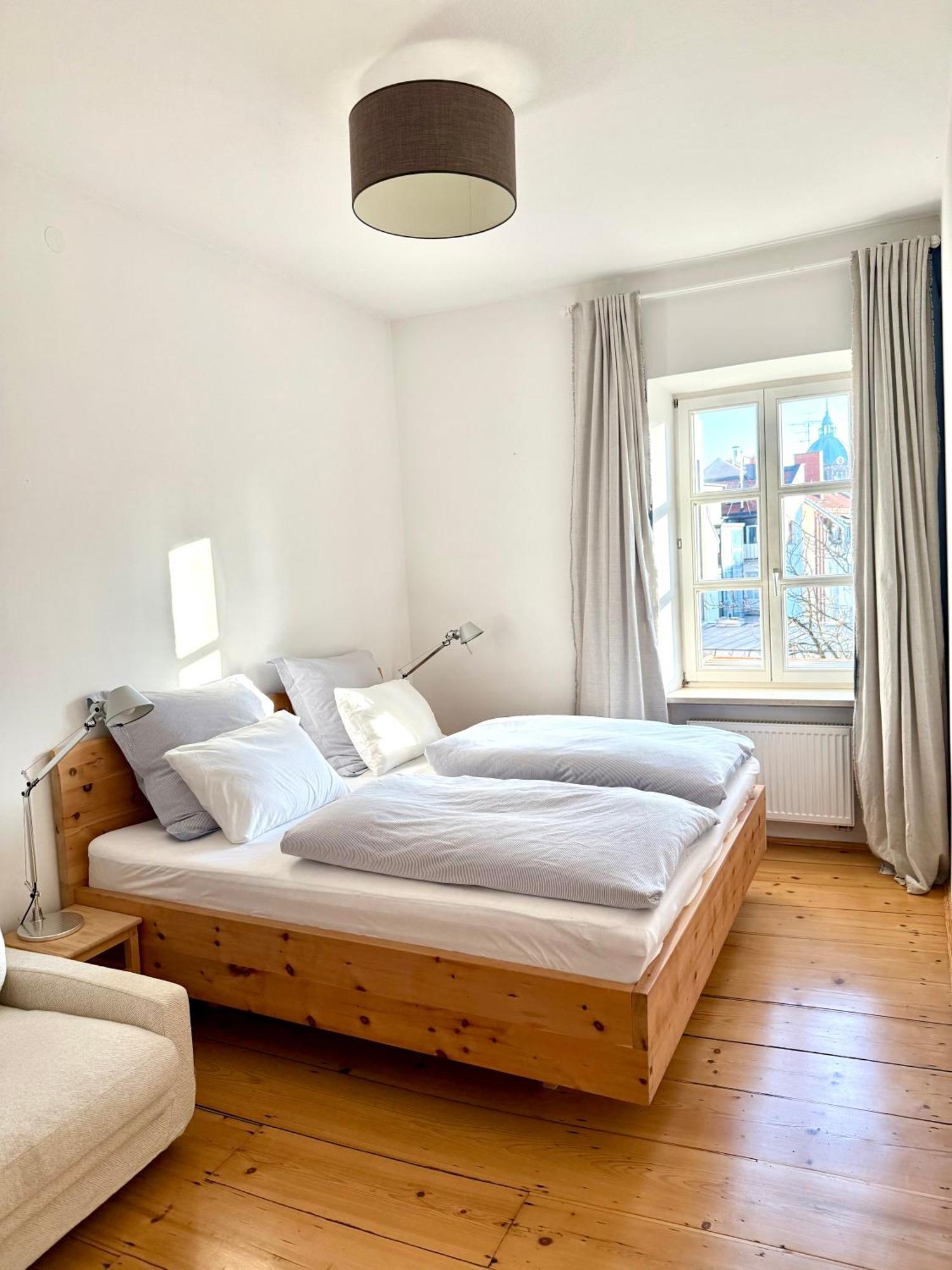 Apartment New Furnished, Exclusive Large Flat In Center, 30min To Airport *