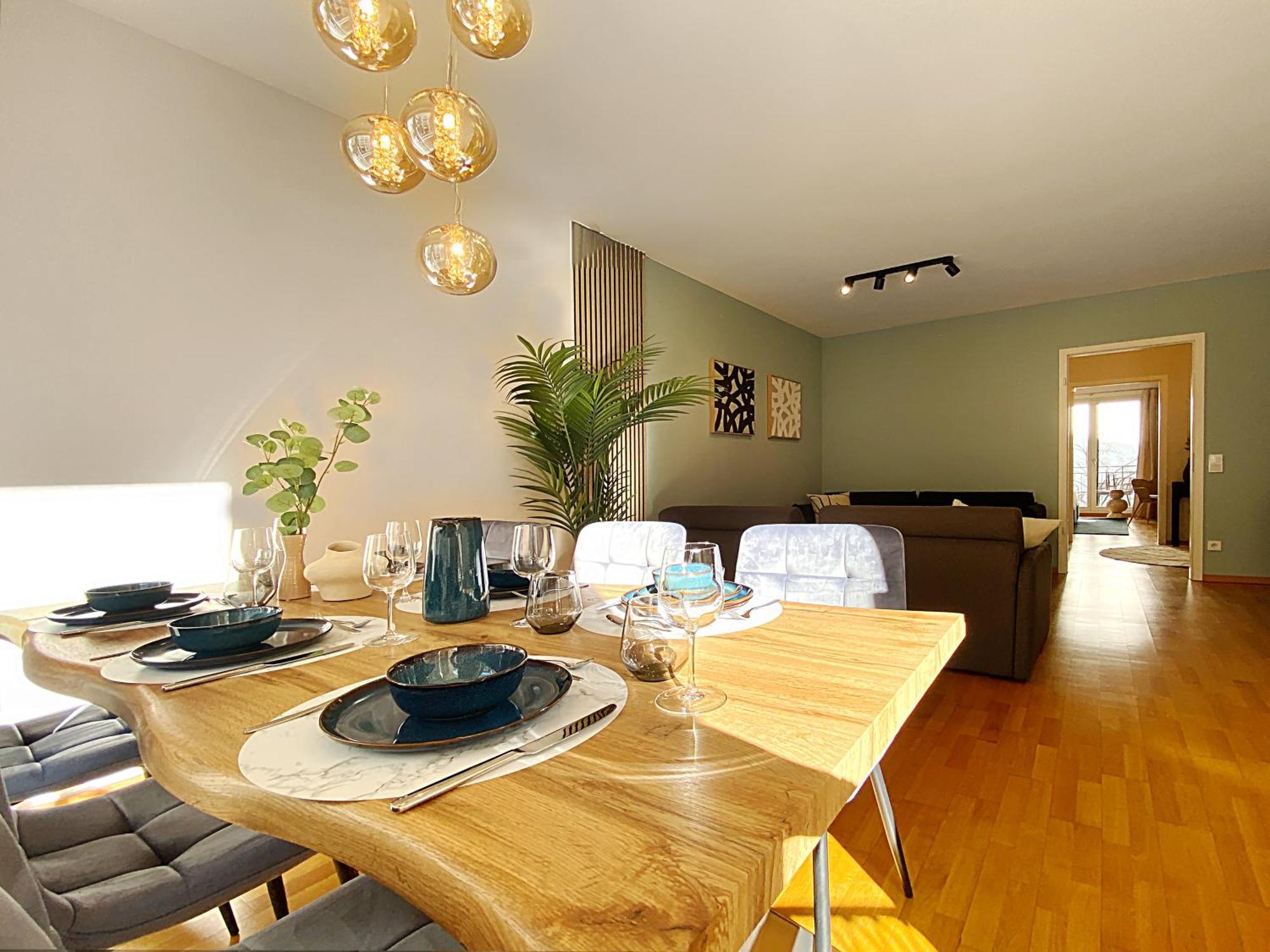 Flatista Homes - Nymphenburg Apartment München