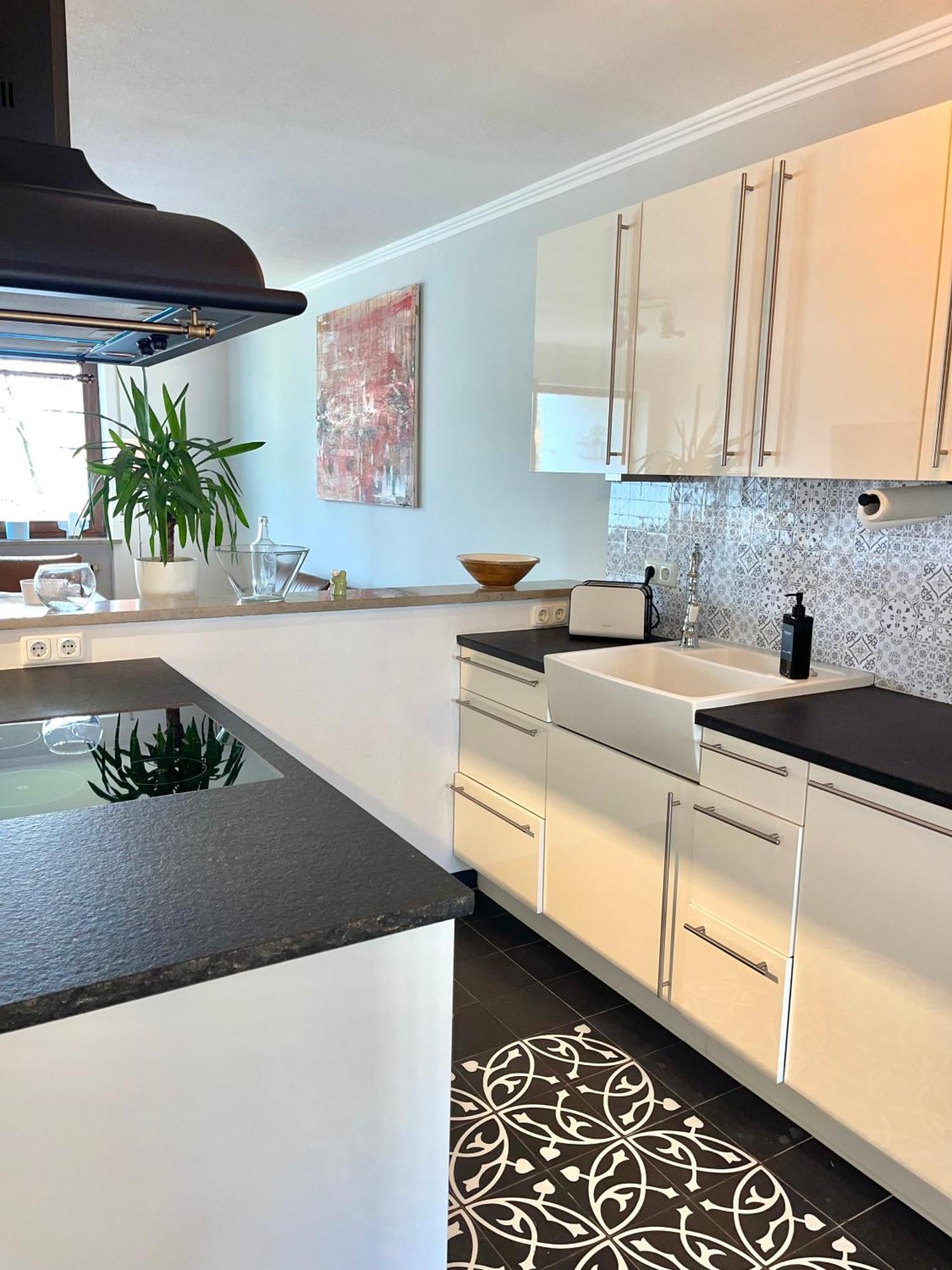 Modernes Designer Mit Balkon 5 Min Zum Oktoberfest & * Munich