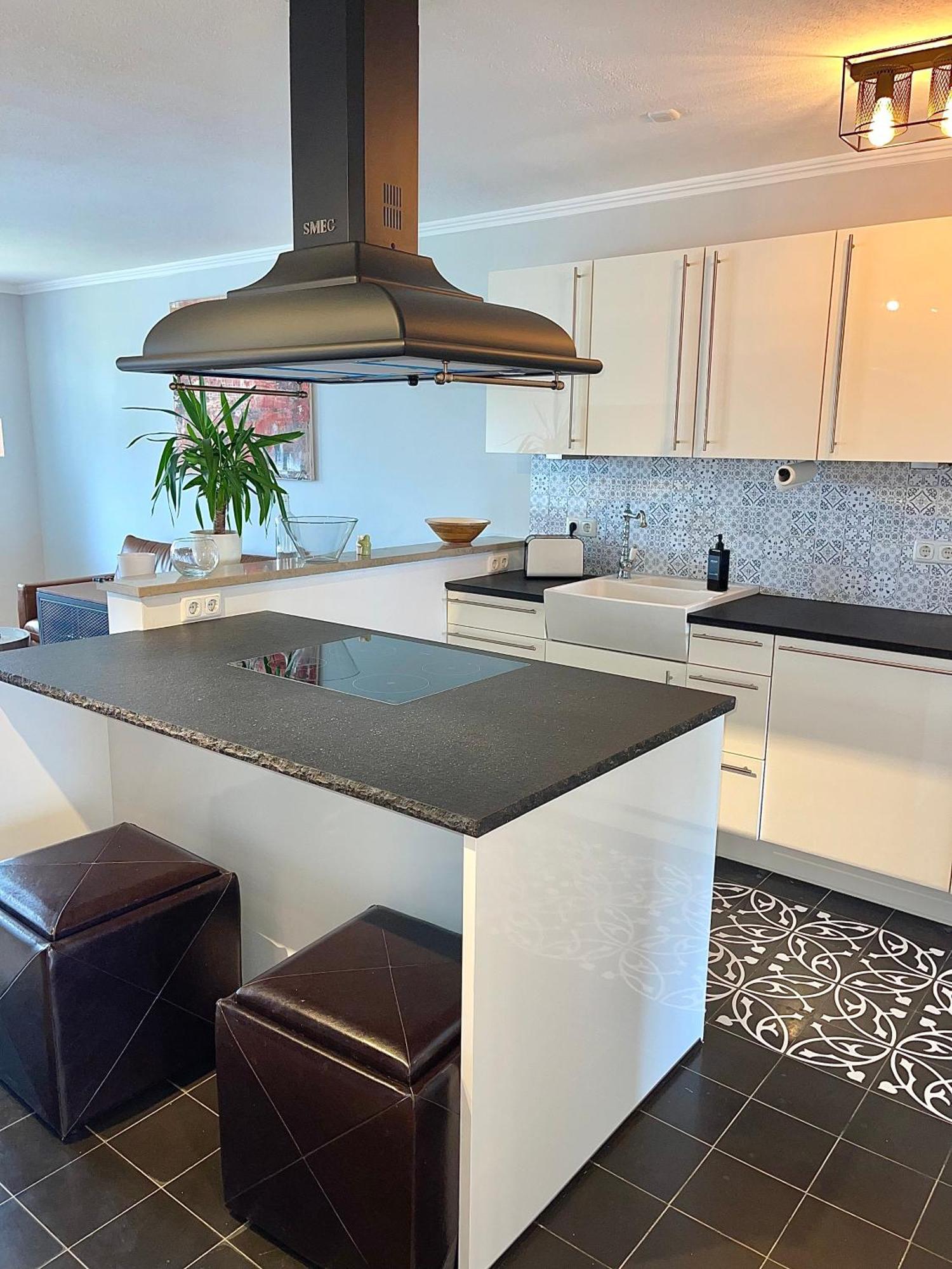 Apartment Modernes Designer Mit Balkon 5 Min Zum Oktoberfest &