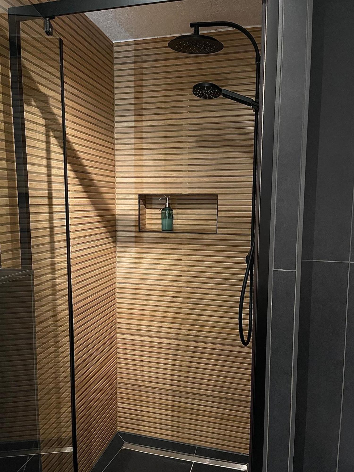 Apartment Modernes Designer Mit Balkon 5 Min Zum Oktoberfest & *