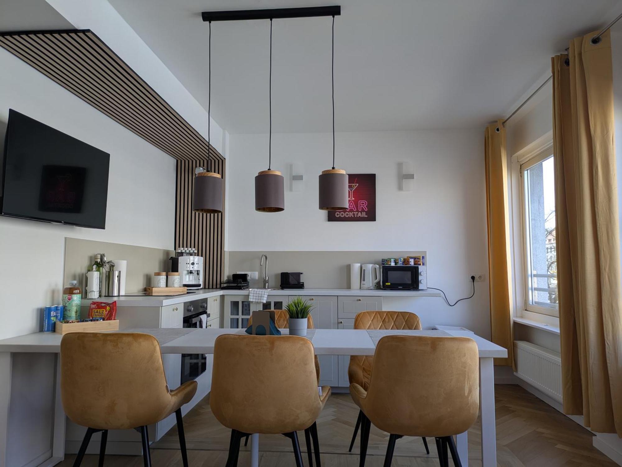Place Direkt Am Karlsplatz - Stachus 70 Qm Mit 2 Schlafzimmer Mila *
