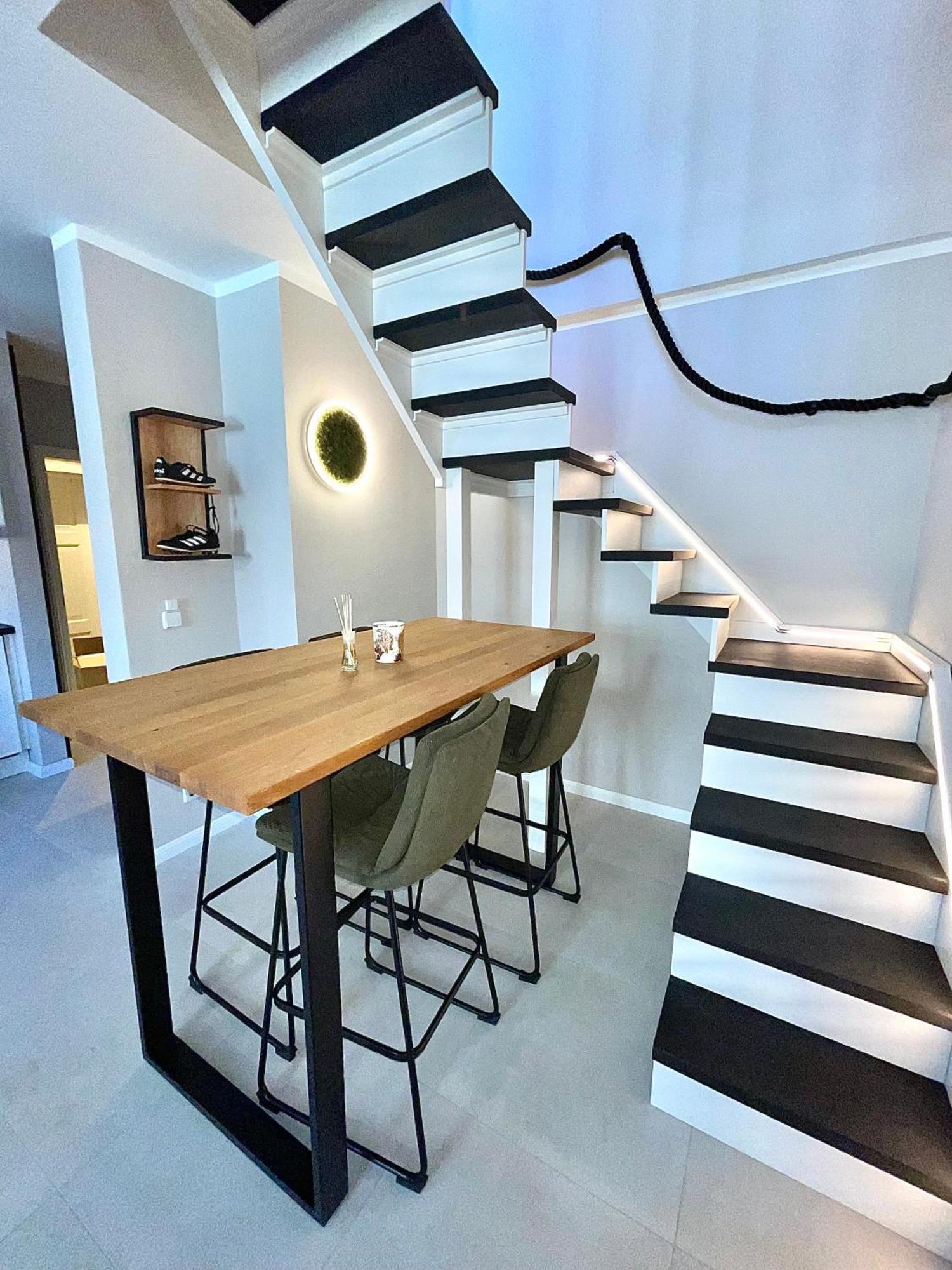 Apartment Design Auf 2 Etagen Mit Balkon Nahe Isar & Innenstadt