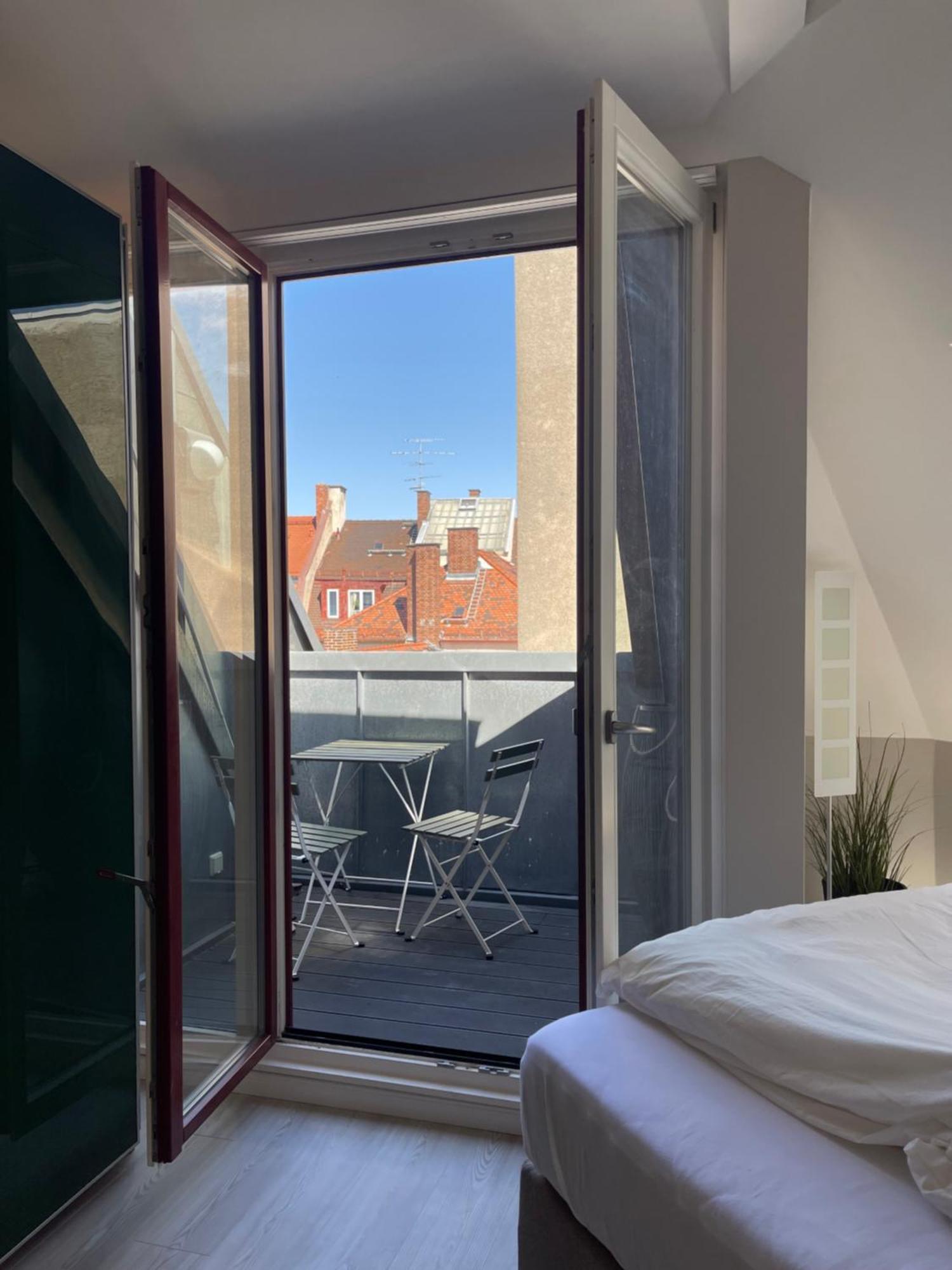 Apartment Design Auf 2 Etagen Mit Balkon Nahe Isar & Innenstadt