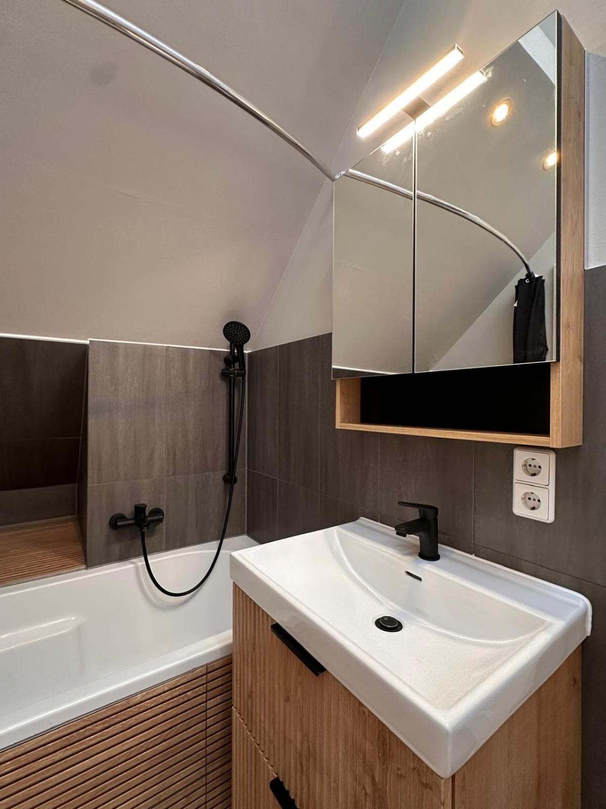 Design Auf 2 Etagen Mit Balkon Nahe Isar & Innenstadt Apartment *