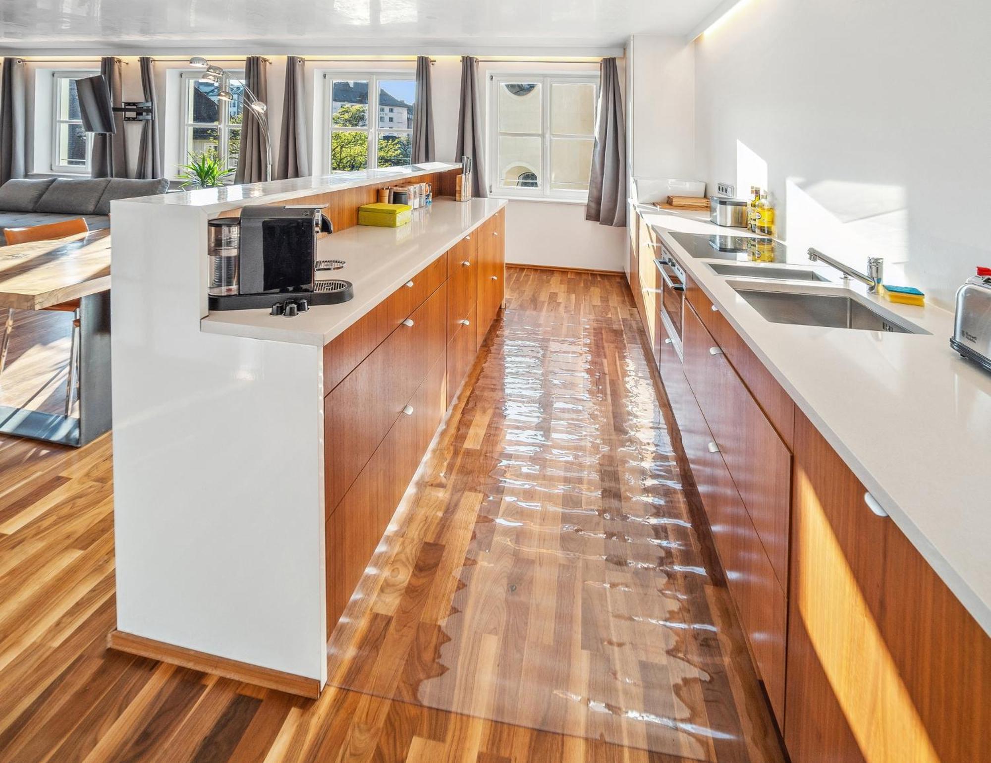 90m2 - 969 Sq Ft Of Luxury Apartment *