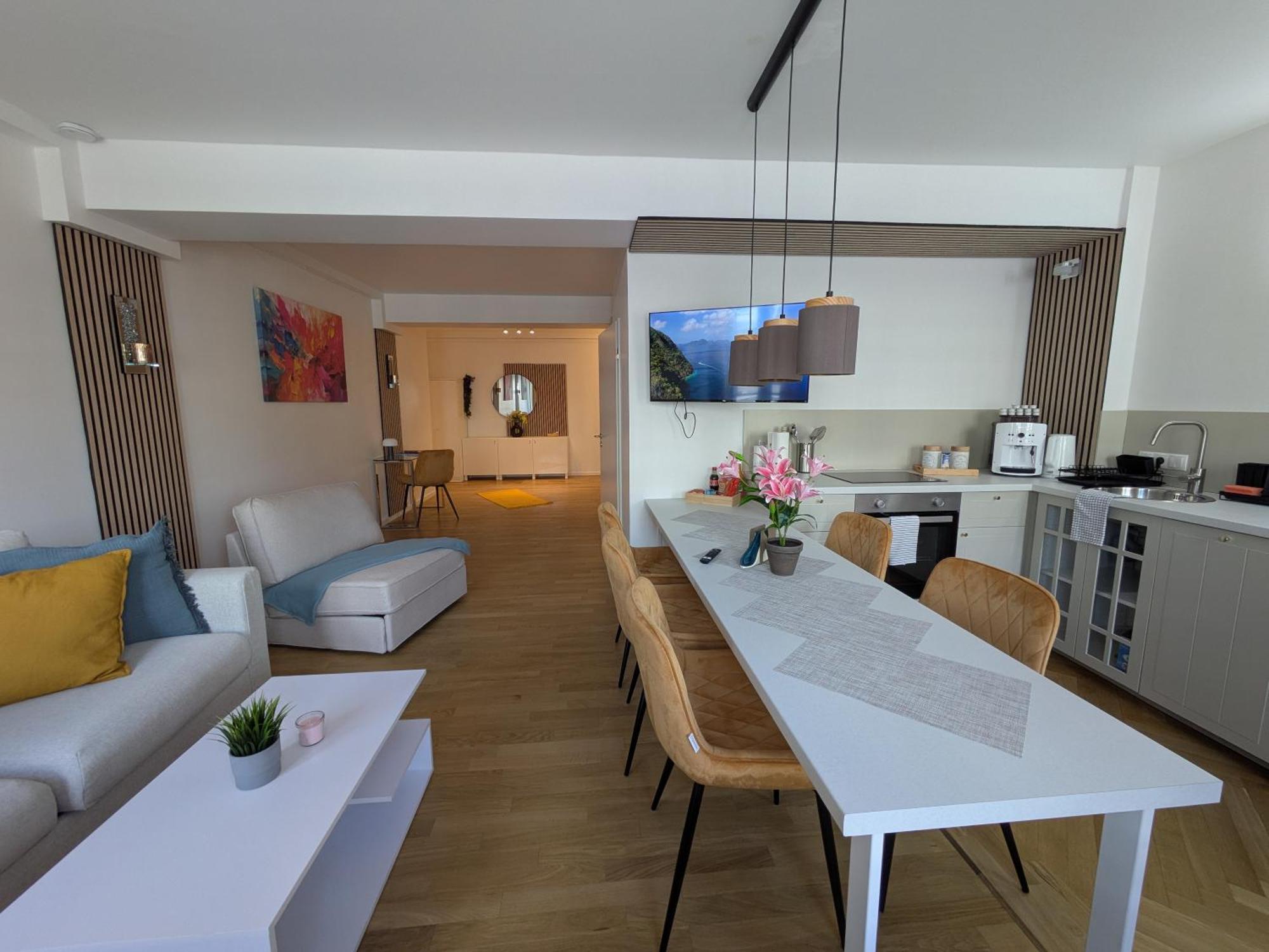 Apartment Place Direkt Am Karlsplatz - Stachus 70 Qm Mit 2 Schlafzimmer Mila *