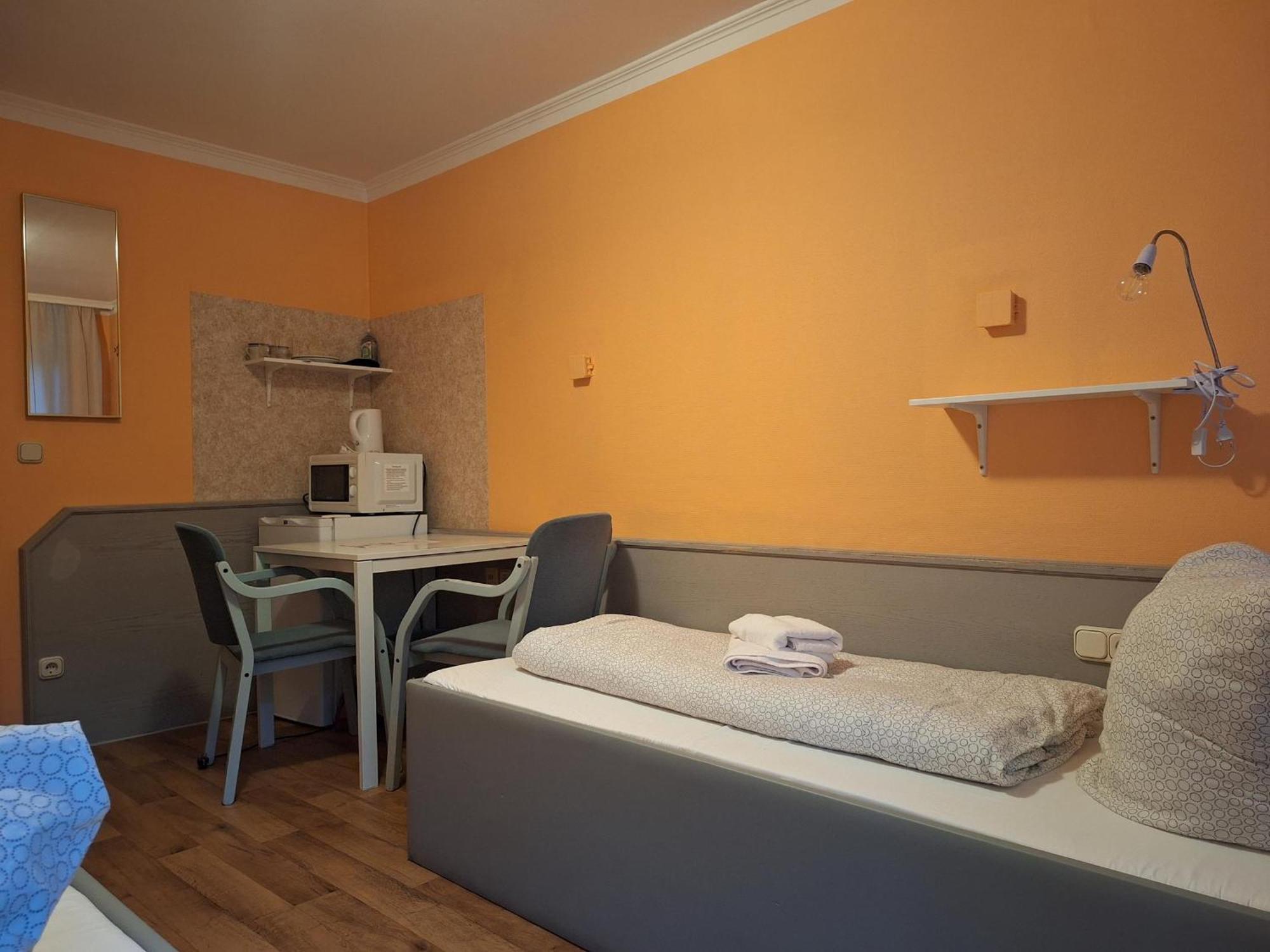 Budget Aubing Apartmenthostel Aub 162 Hostel Munich