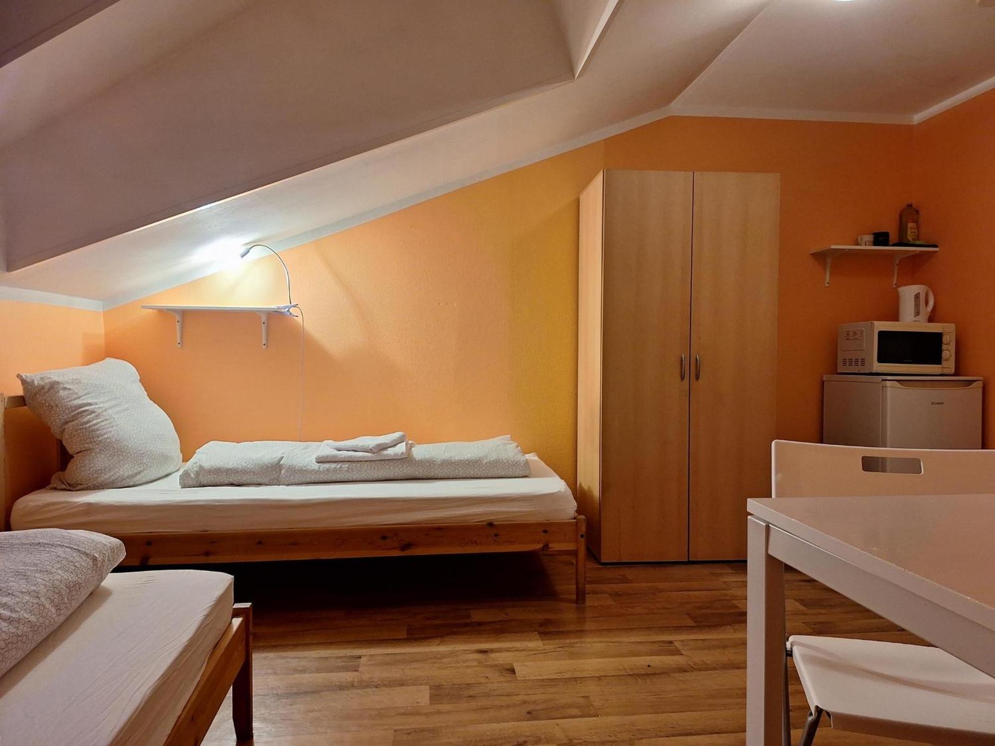 Budget Aubing Apartmenthostel Aub 162 Hostel